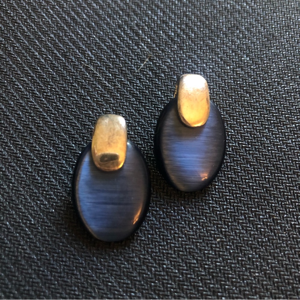 Blue Safire chunky silver oval hanging hearings